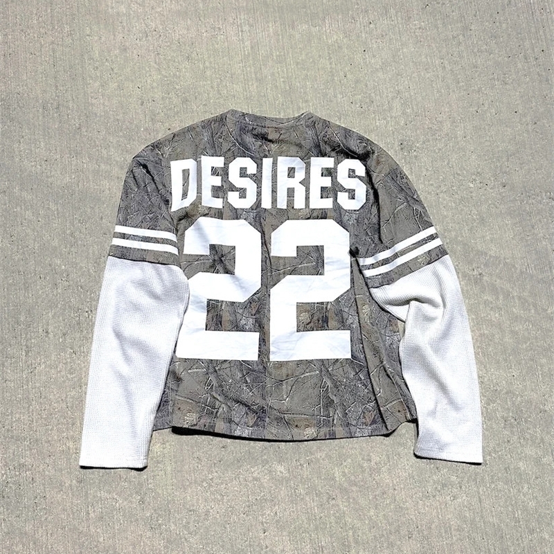 Comfortable and breathable American street hiphop letter printed mens graphic shirt with patchwork long sleeved design for summer 240815