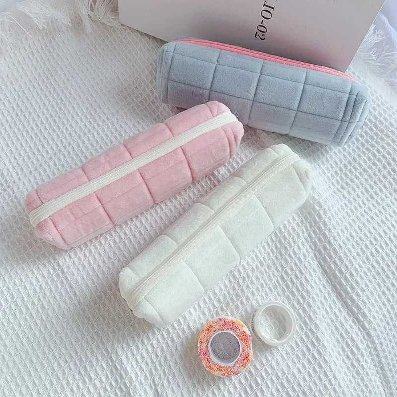 Cute Plush Women Lipstick Korean Student Pencil Case Travel Makeup Brushes Cosmetic Organizer Bag