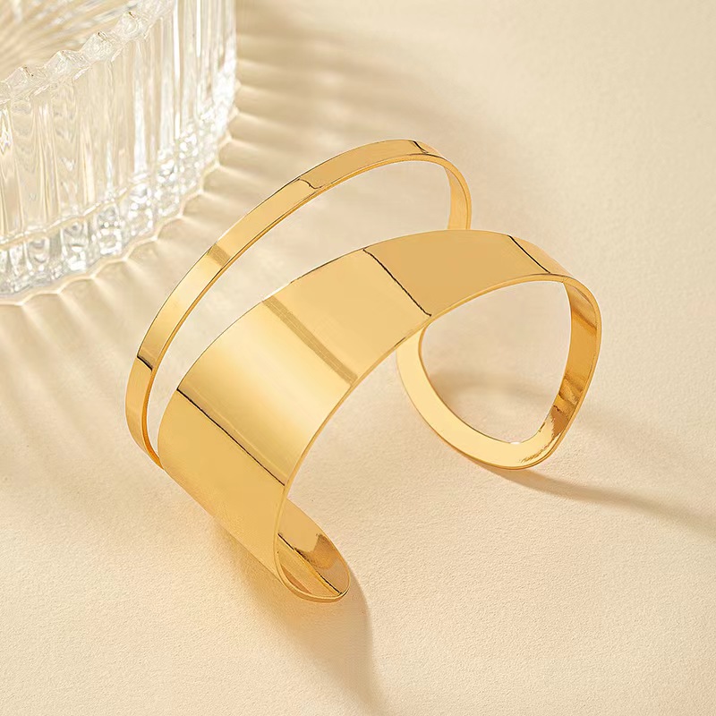 Cross border hot selling circle bracelet, bare body arm ring, versatile and niche design, foot accessories, punk style arm bracelet