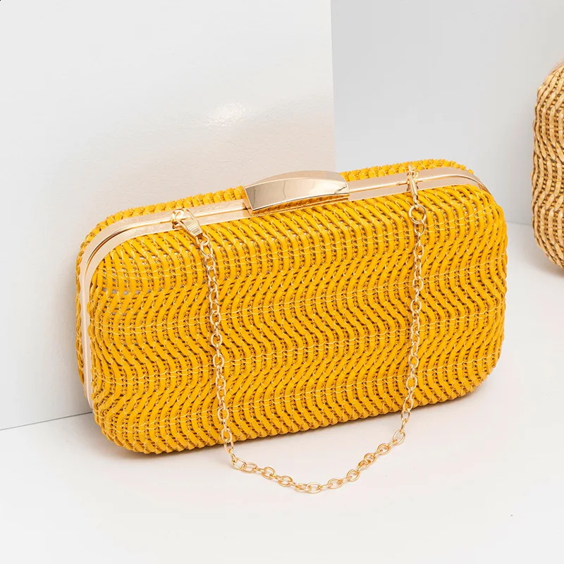 Casual Straw Womens Bag Yellow Clutch Woven Handbags Top Quality Bags Party Womens Shoulder Bags Purses Fashion Pouch 240815