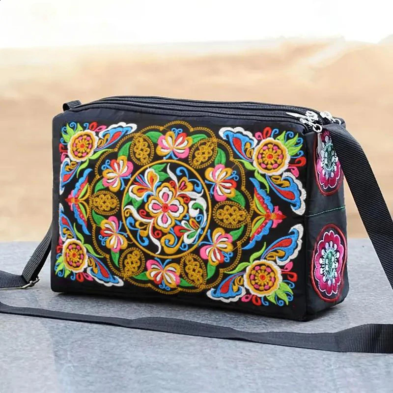 Womens embroidered cross body bag womens y large capacity handbag womens casual travel shoulder bag 240816