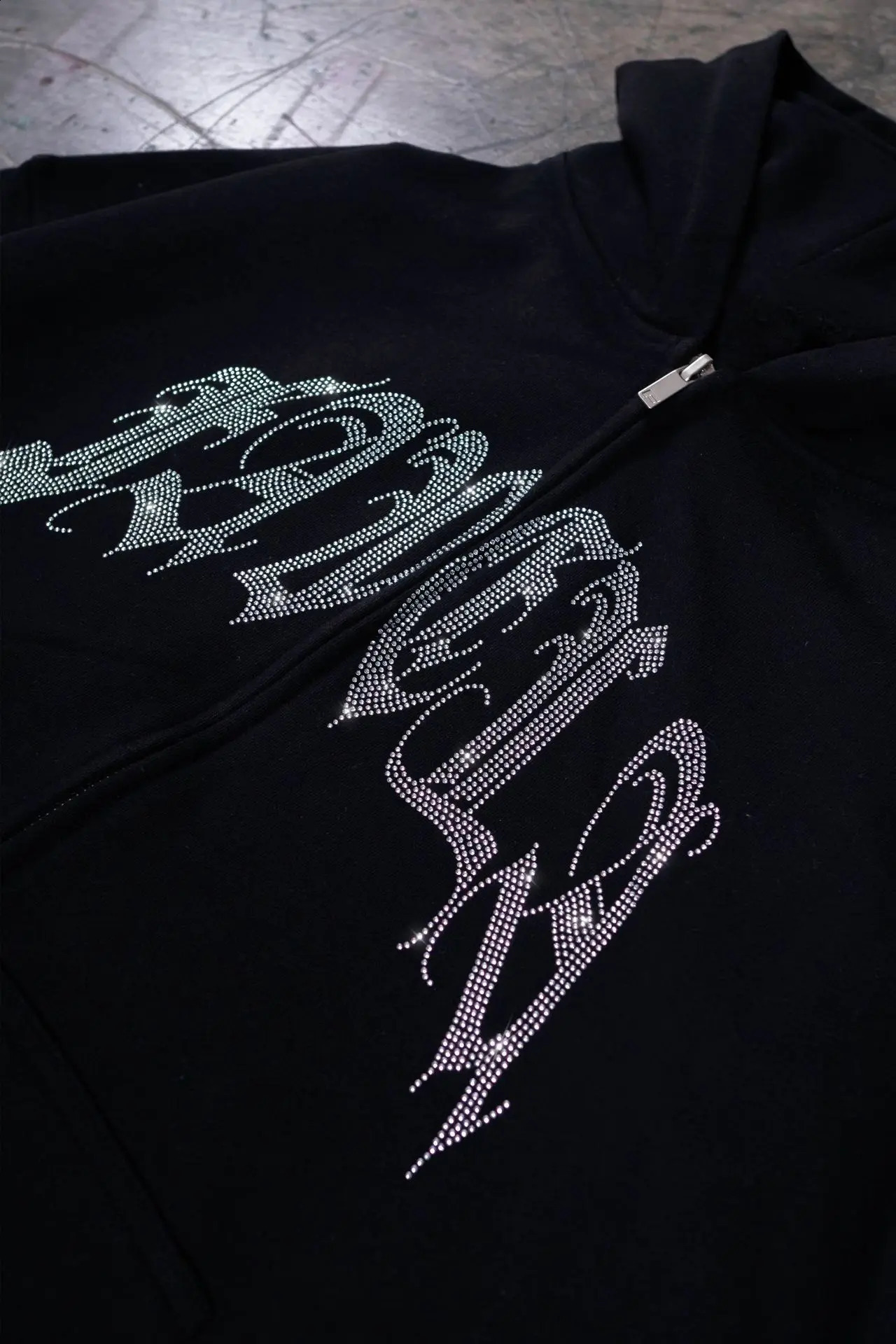 Y2K Rhinestone Skeleton Hoodies Women Gothic Black Zip Up Oversized Sweatshirts Female Retro Harajuku Hooded Jacket Streetwear 240806 - view 5
