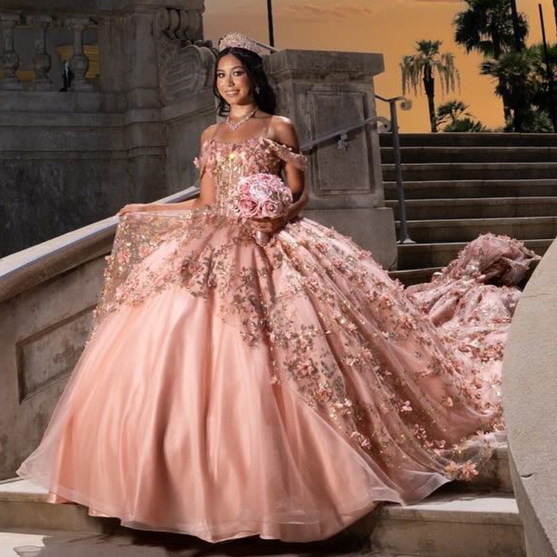 Blush Pink Puffy Princess Quinceanera Dresses 2024 Off Shoulder 3D ral Gillter Sequins Lace-up Corset Vestidos 15 anos rosa