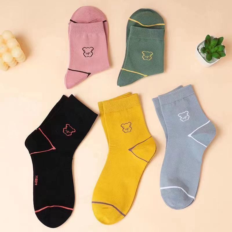 Wholesale pure cotton socks children's mid tube Korean version simple solid color teddy bear autumn and winter style ins versatile high-end anti 