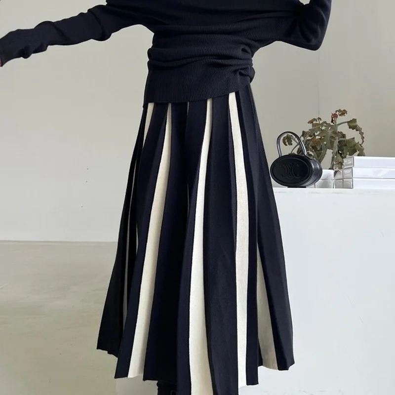 Fashion Patchwork Knitted Long Skirt Women 2024 Spring High Waist Pleated Skirt Woman Chic Striped Mixed Color Midi Skirts Mujer 240815