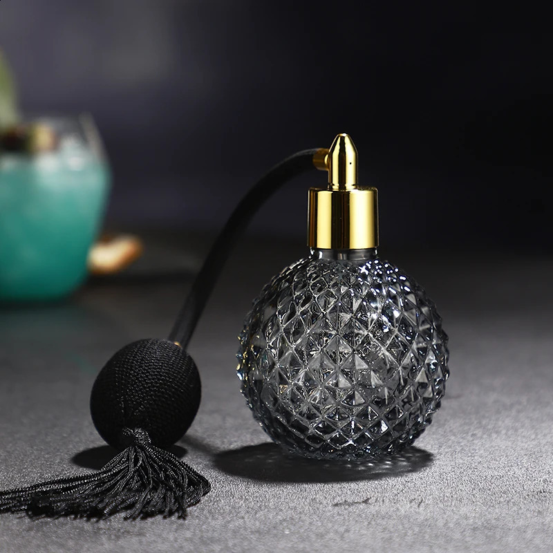 100ml Crystal Art Vintage Style Empty Refillable Perfume Atomizer Long Tassel Spray Bitter Bottle With Air Bag Glass Bottles 240816