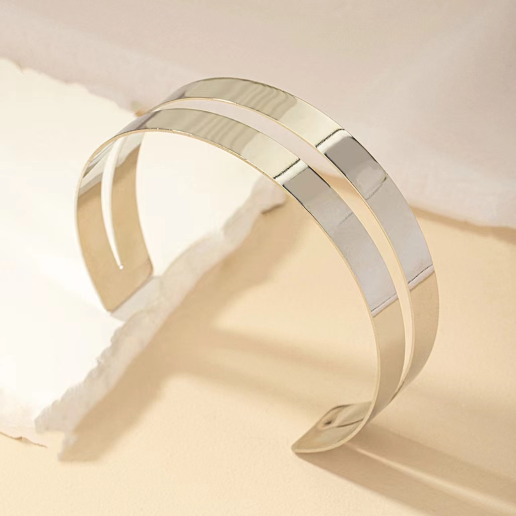 Necklaces high-end accessories clothing accessories accessories necklaces mirror gloss body collars various specifications