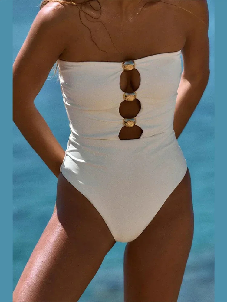Women Sexy Hollow Out Slim Swimsuit Lady Strapless Backless s Swimming Bodysuit 2024 Summer Vacation Beach Wear 240816