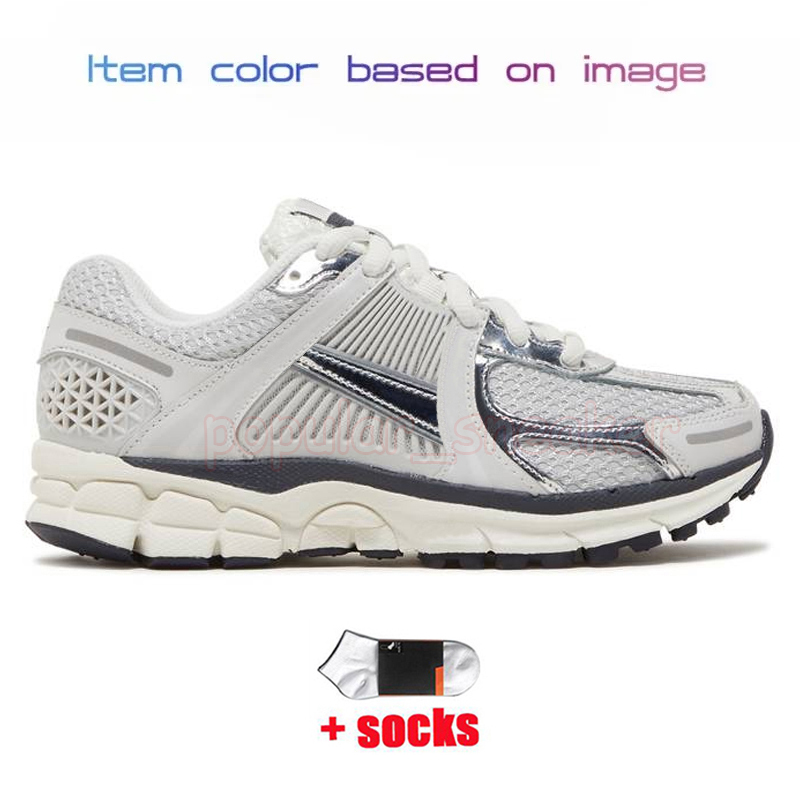Shoes Pink Foam Vomero 5 Gold Photon Dust Metallic Silver Women Mens Trainers Dark Grey Black White Sneakers 36-45