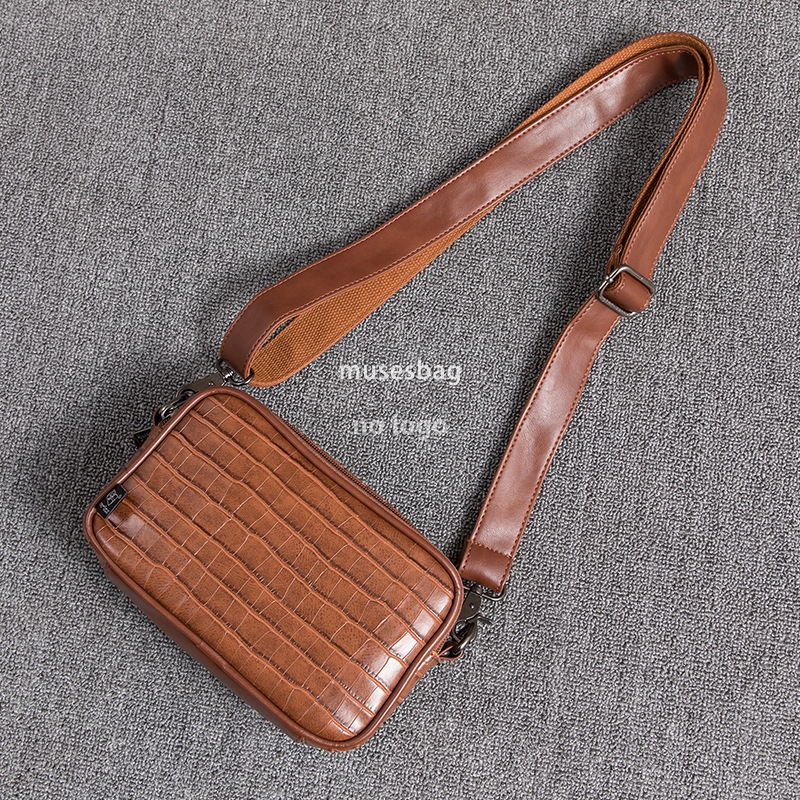 Fashion brand soft leather shoulder bag crocodile print Europe and the United States casual small body bag men's personality summer mobile phone 