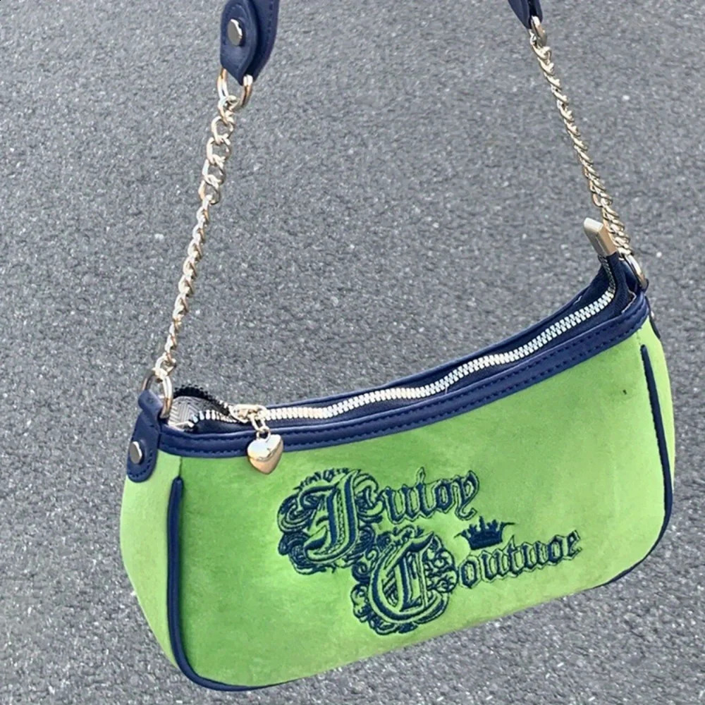 1PC Retro Grass Embroidered Velvet Spicy Girl One Shoulder Handheld Bag Middle Age Underarm Bag for Women 240816