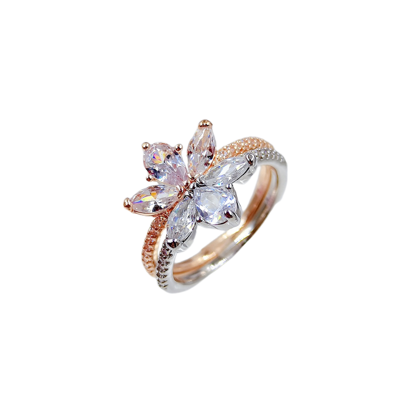 Love ring sparkling zirconium petal female engagement wedding ring fashion diamond temperament pair ring bracelet jewelry female suitable for any occa
