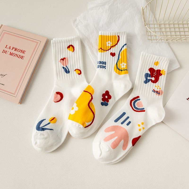 Socks for children midsole, autumn and winter styles college style versatile graffiti high looks duty department students, white sports socks trendy w