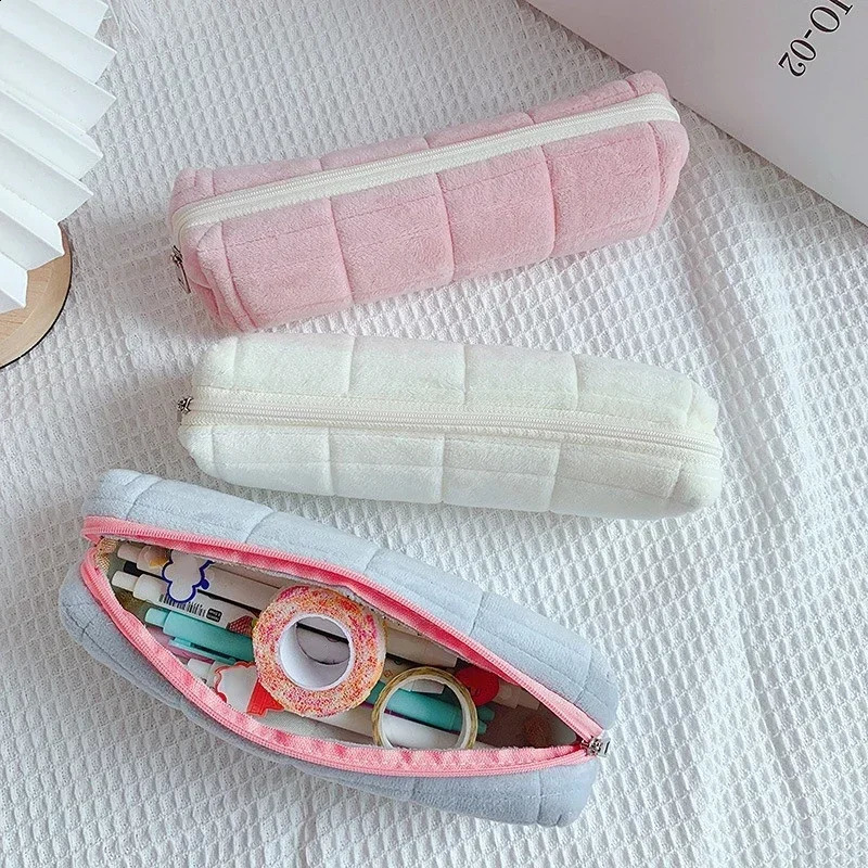 Cute Plush Women Lipstick Korean Student Pencil Case Travel Makeup Brushes Cosmetic Organizer Bag