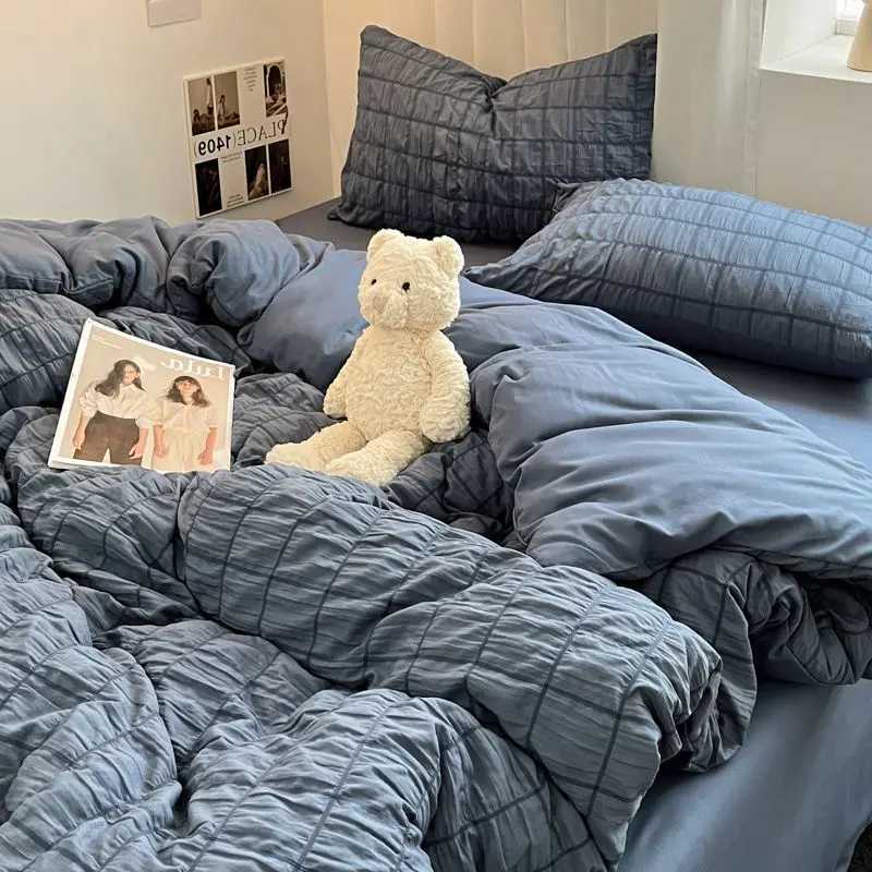 New Arrival Bedding Set Checkered Bubble Quilt Set Four Pieces Ins Korean High Quality Bedding Set Dormitory 3-Piece M241005