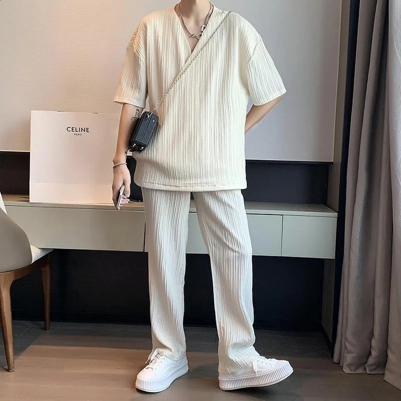 mens 2-piece short sleeved Crewneck summer T-shirt and drawstring casual loose ankle pants set 240827