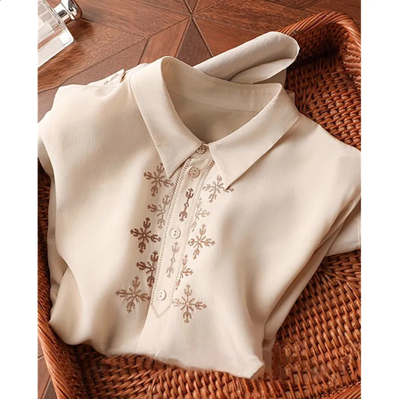 Womens long sleeved shirt imitating silk summer and embroidered fashionable spring 240814