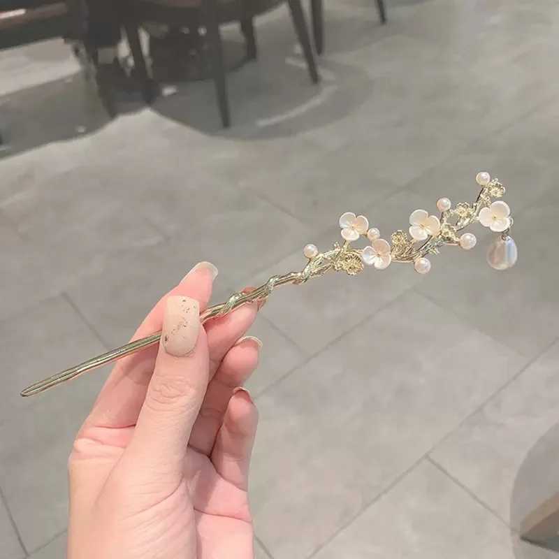 Classic Chinese hair clip butterfly flower tassel hair clip handmade hair clip jewelry accessory hair accessory W240816