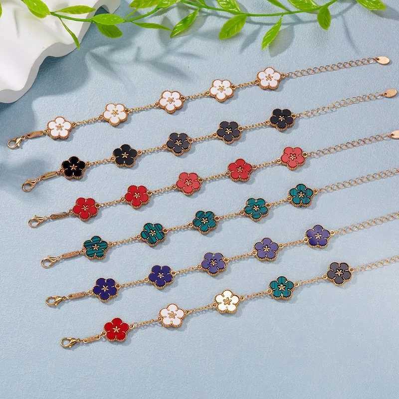 1Pcs Lucky Five Leaf Flower Pendant Jewelry Bracelet Womens Gift Fashion Clover Bracelet Earrings Party Jewelry Gift W240813
