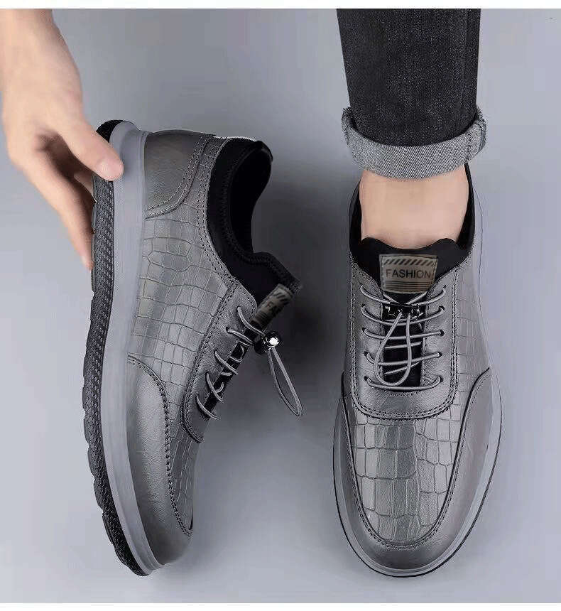 2023 New Style Casual Leather Breathable Men's Sole Soft Top Board Driving Bean Shoes