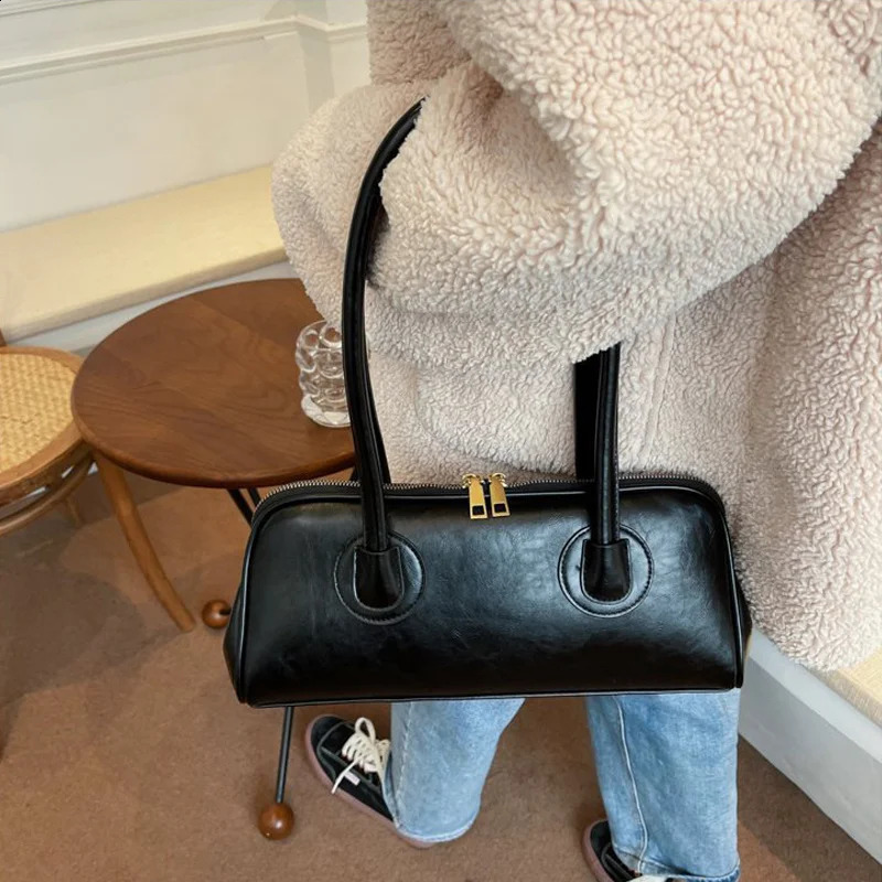 Boston Pillow Tote Bags Women Real Leather Retro Bowling Bag y ner Handbag Large Capacity Crossbody 240817