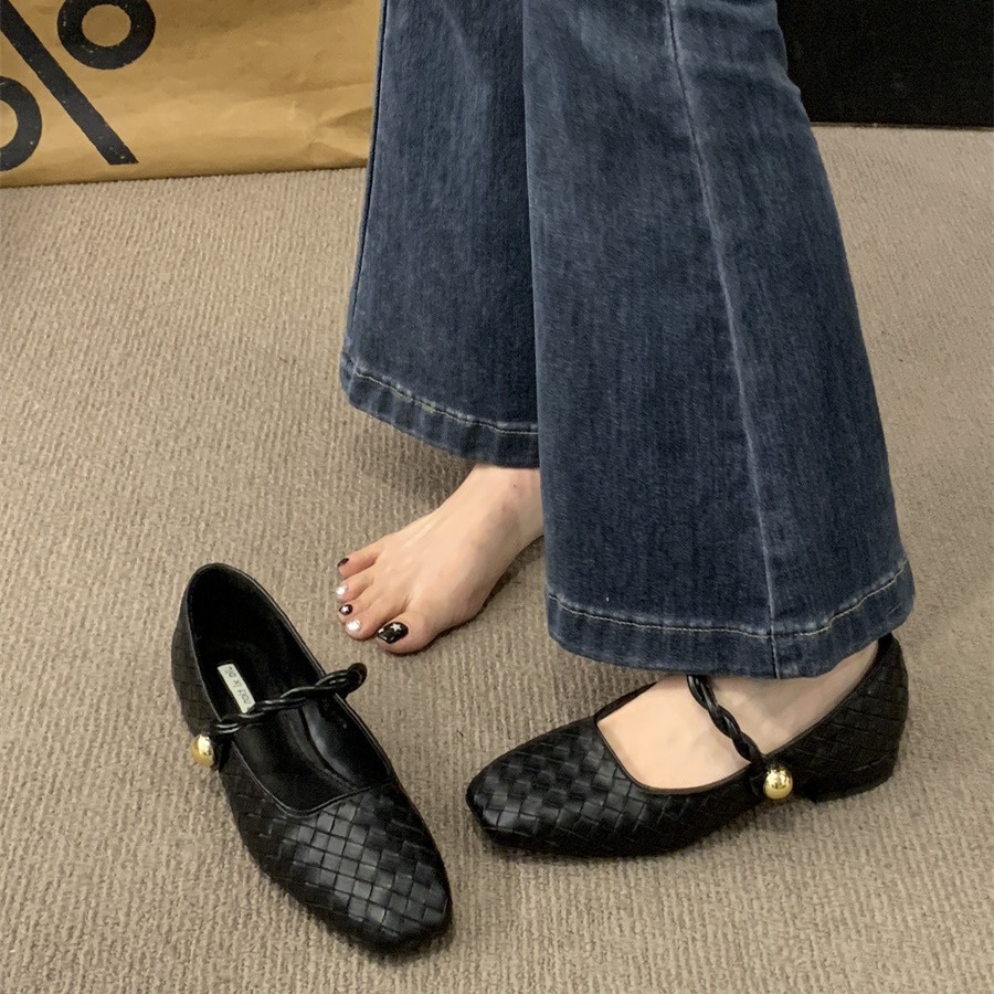 Women's shallow mouth square toe low heel niche temperament single shoe