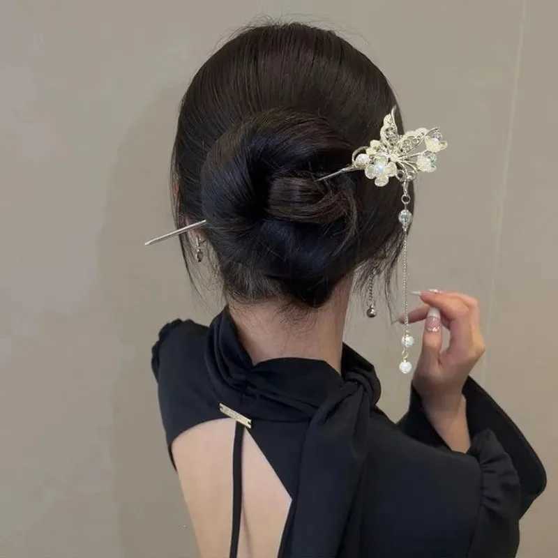 Classic Chinese hair clip butterfly flower tassel hair clip handmade hair clip jewelry accessory hair accessory W240816