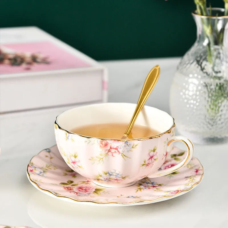 5-Color Bone Chinese Coffee Cup Sauce Spoon Set Flower Tea Cup Set European Ceramic Cup and Sauce Used for Coffee Cup Gifts 240816bj