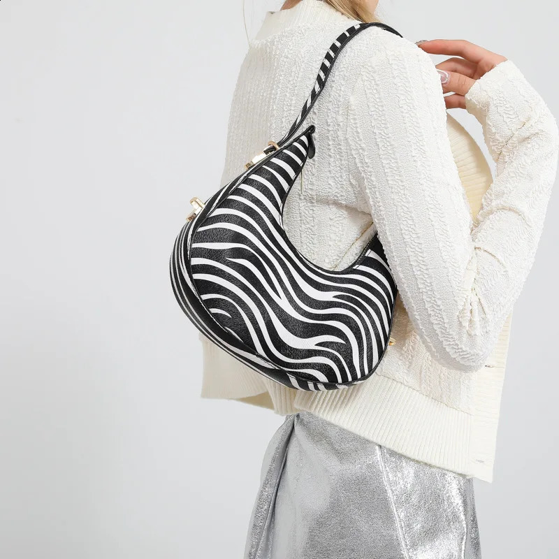 Niu Yin Womens Underwear Shoulder Bag French Style Small Cross shaped Mobile Phone y ner Versatile Handbag 240817