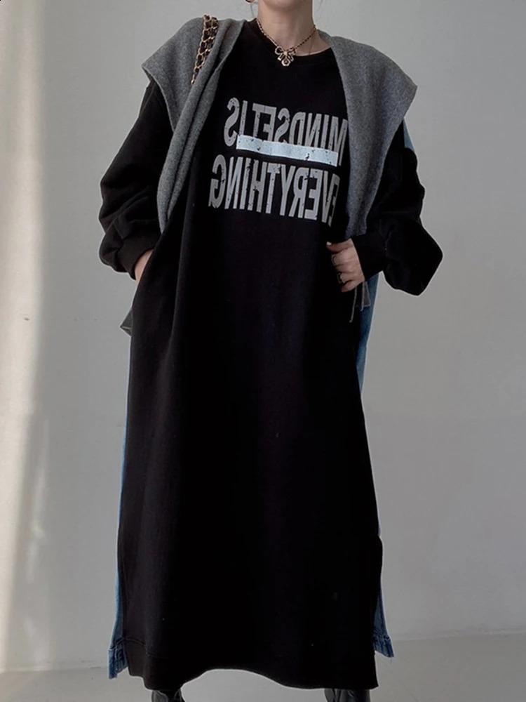 EWQ Letter Print Contrast Color Casual O-Neck Lantern Sleeve Splice Denim Sweater Dress Female Autumn 16Y3673 240816