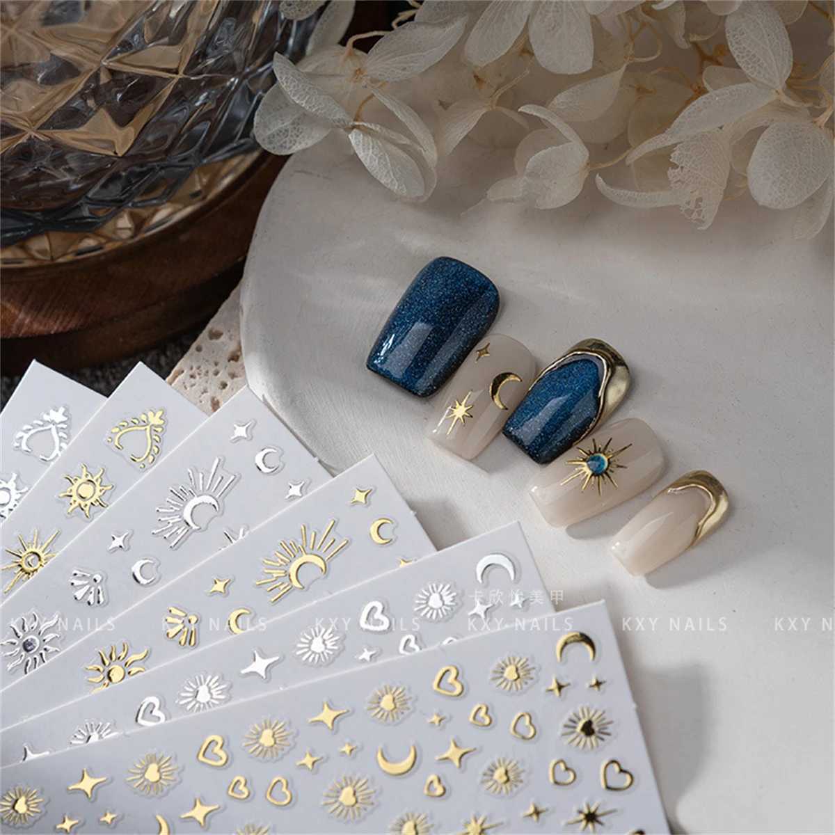 Random 5pcs Gold Silver Nail Art Decal Stickers Mixed Shapes Design Self-adhesive Sticker Acrylic Manicure Decorations AccessoryXJ240814