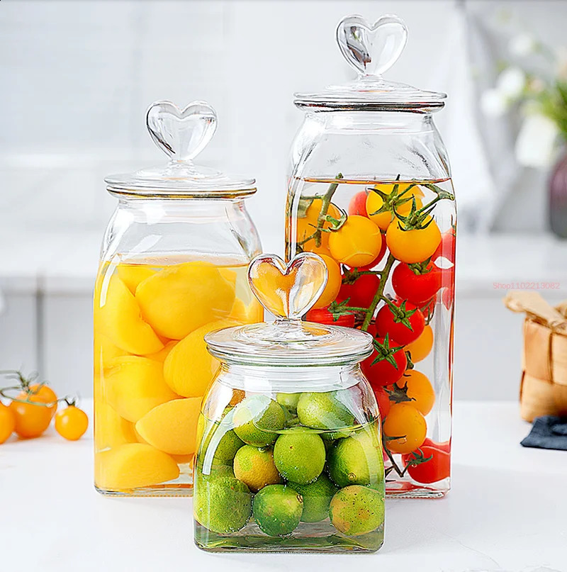 Glass candy jar with heart-shaped lid household kitchen coffee storage jar dried fruit food storage jar kitchen supplies 240816