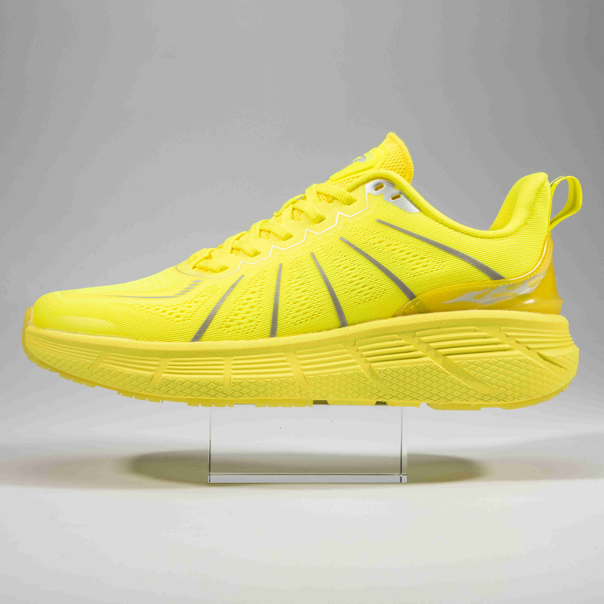 Men Women Designer Running Shoes TREEPERI Treeperi Burning 1.0 Platform Sneakers Black Ivory Pink Jade Mint Green Fluo Yellow Outdoor Sports Mens Trai