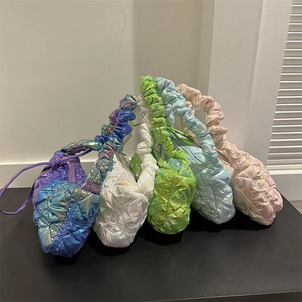 Women Padded Shoulder Hobo Armpit Bag Cloud Pleatd Drawstring Quilted Crossbody Tote Girl Stylish Satchel Purse 240817