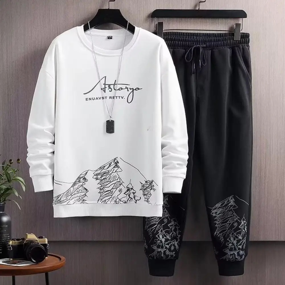 Printed active mountain print mens casual track set with O-ring sports shirt and jogging pants suitable for mens wear in autumn and winter 240827