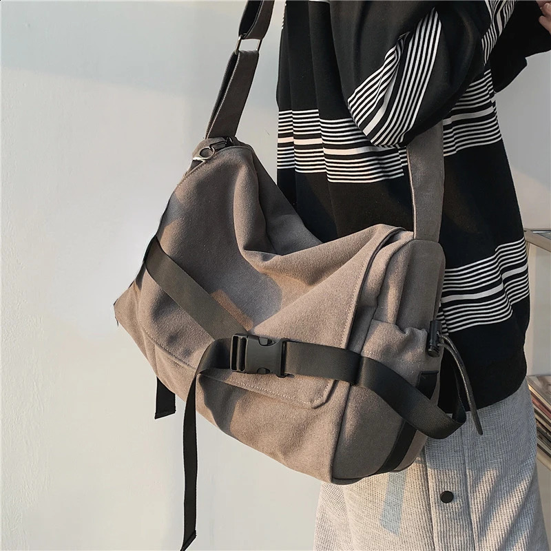 High-capacity Vintage Men Casual Messenger Bags All Match Y2k Aesthetic Women Shoulder Bag Trendy Simple Handbags Crossbody 240816