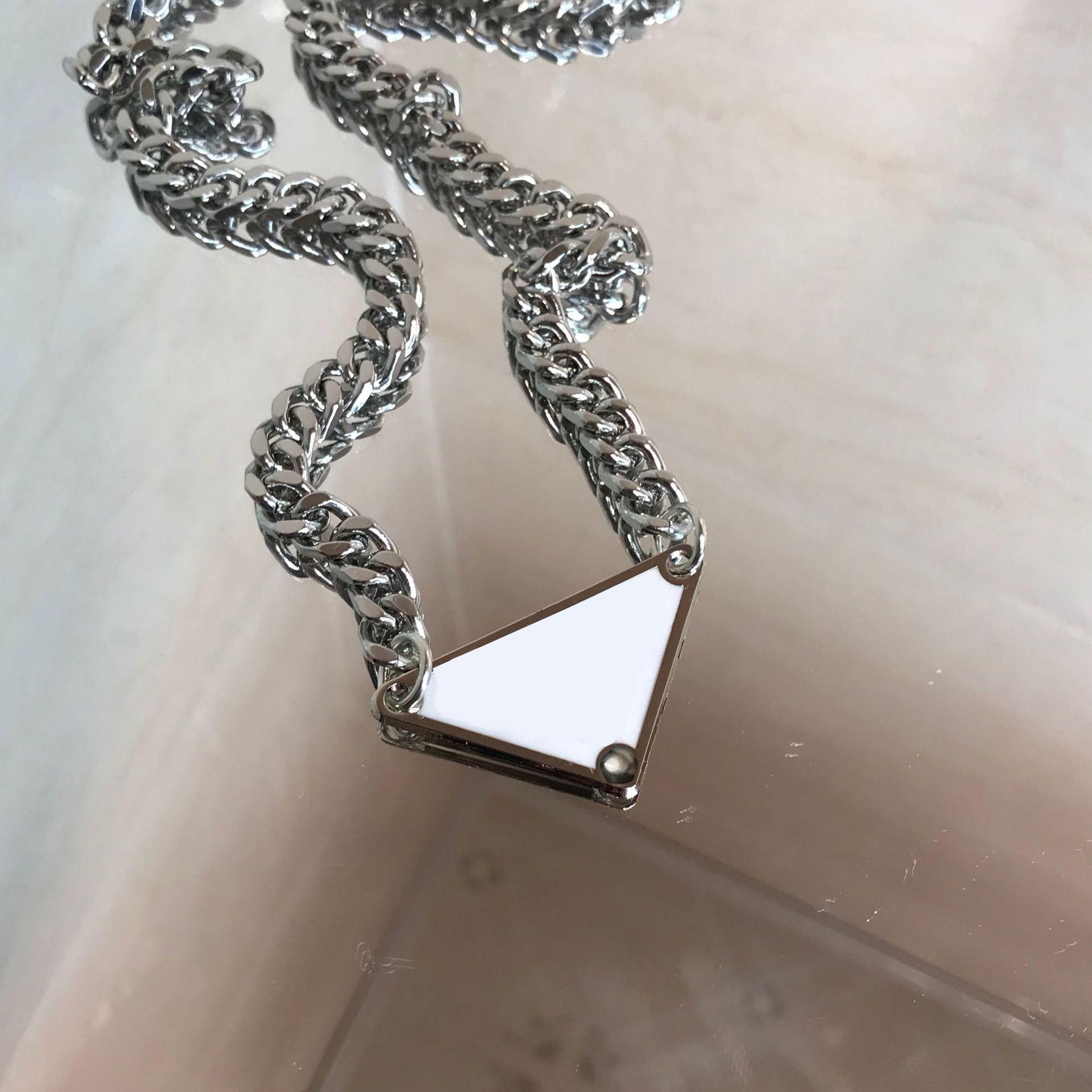 mens designer Chain women fashion necklace triangle necklace for men necklace women charm chain plated silver gold necklace luxury gifts