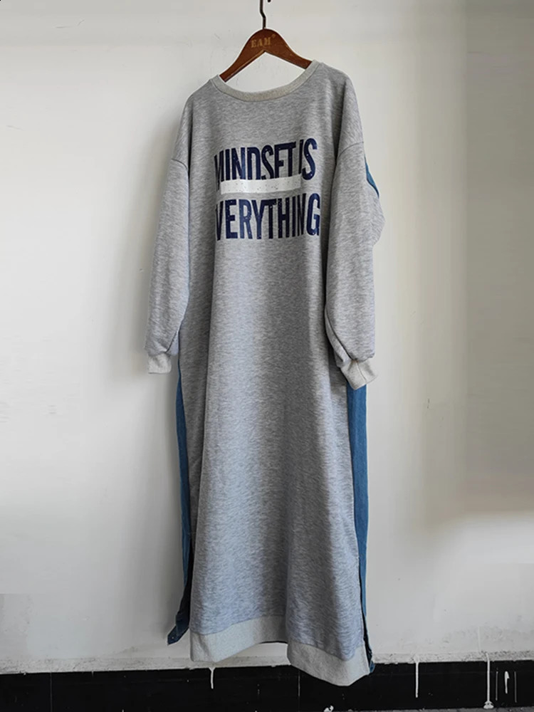 EWQ Letter Print Contrast Color Casual O-Neck Lantern Sleeve Splice Denim Sweater Dress Female Autumn 16Y3673 240816