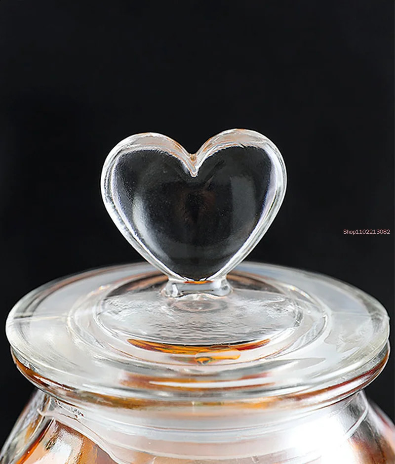 Glass candy jar with heart-shaped lid household kitchen coffee storage jar dried fruit food storage jar kitchen supplies 240816