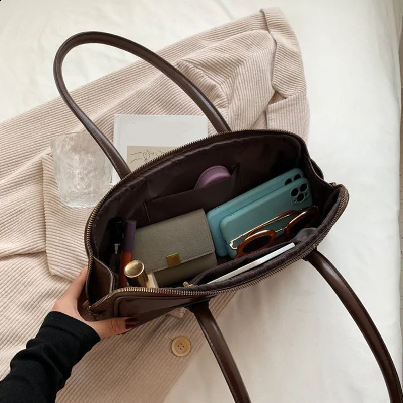 Boston Pillow Tote Bags Women Real Leather Retro Bowling Bag y ner Handbag Large Capacity Crossbody 240817