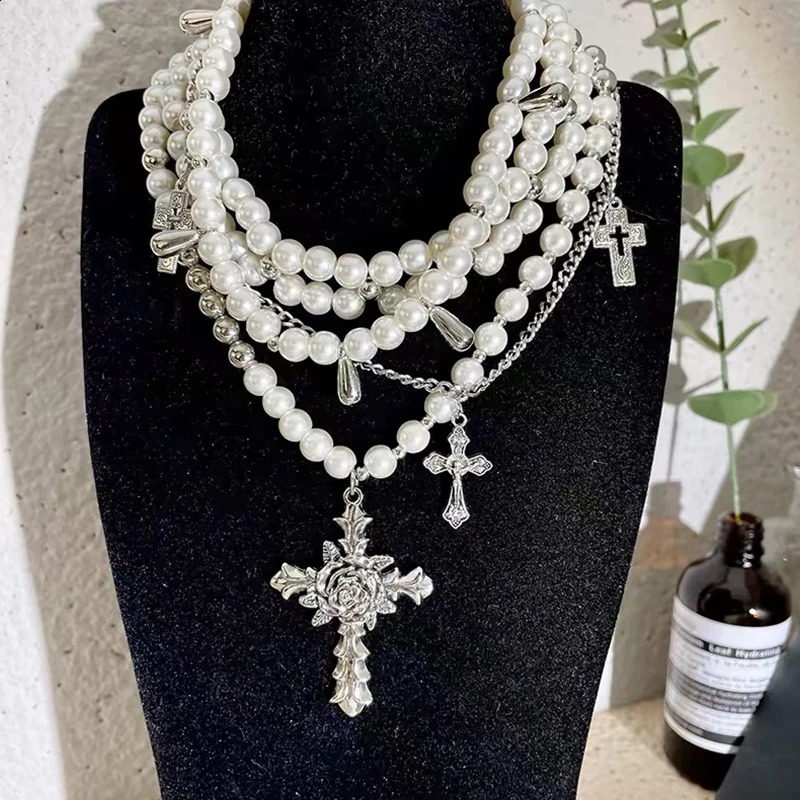 Y2K Accessories Pearl Cross Necklaces Multi Layer Choker Set Charms Necklace for Women Korean Fashion Necklace Punk Goth Jewelry 240809