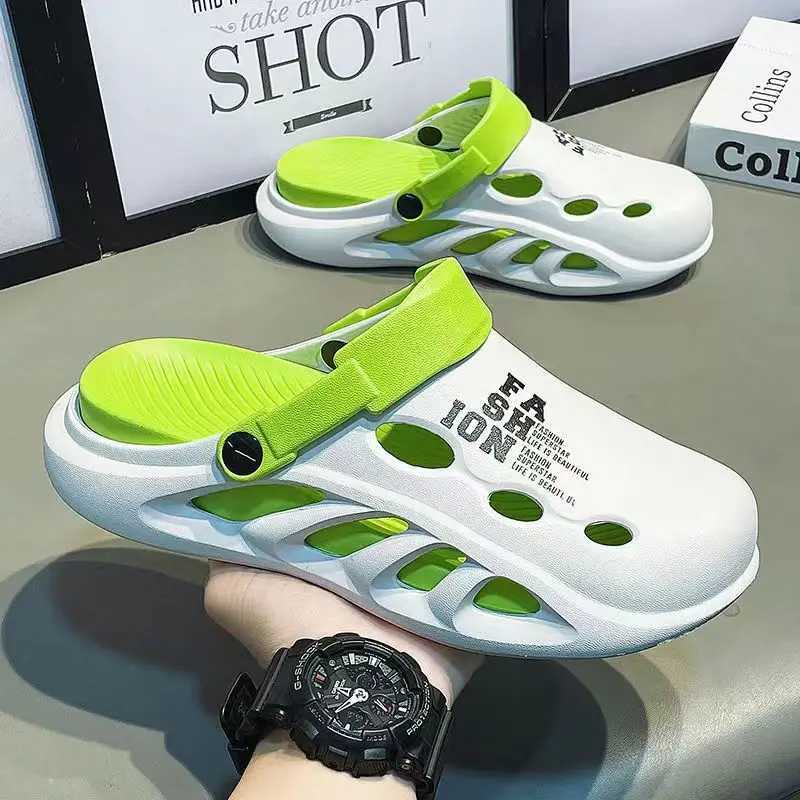 New Summer Indoor and Outdoor Mens Massage Sliding Side Sandals Beach Casual Shoes Soft Bottom Sliding Mens Flip Sandals W250414