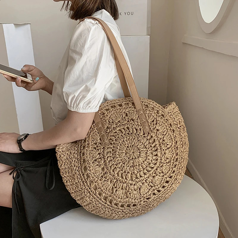 Summer Round Straw Bags for Women Rattan Shoulder Bag Travel Handmade Woven Beach Handbags Female Large Capacity 240816Z