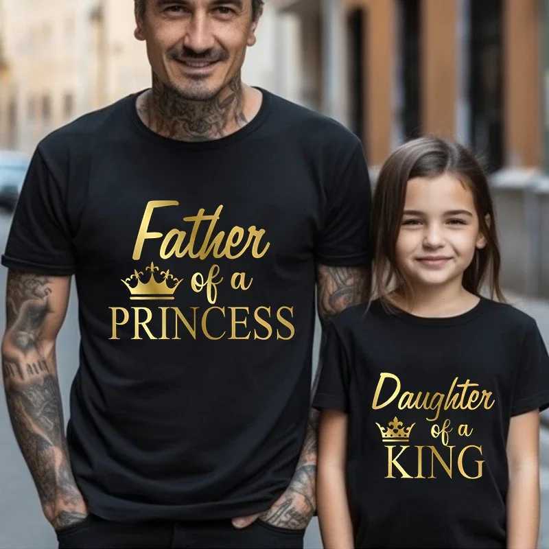 Princess Father Princess Daughter Printed T-shirt Cute Dad and Me Family Matching Clothing Dad Baby Summer Appearance W240816