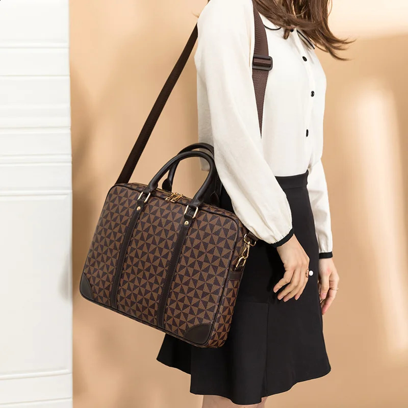3 Copy Womens Laptop Bag for Men Suitcase Mens Executive Briefcase Replica Bags Handbag Man Leather Genuine 240816