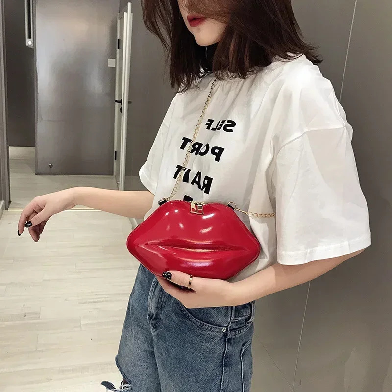 Mini Bags for Women 2023 Fashion Allmatch Womens Shoulder Bag PU Solid Color Zipper Crossbody Patent Leather Lip Chain 240816Z