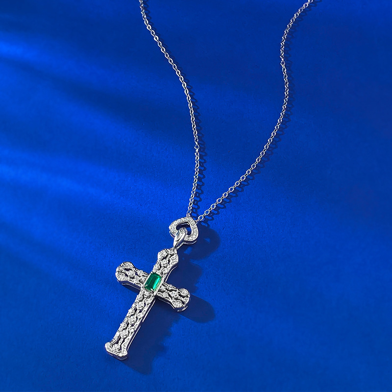 Choucong Cross Pendant French Vintage Jewelry Real 100% Sterling Sier 3MM*5MM Emerald Moissanite Dia Party Women Elegant Clavicle Necklace Gift