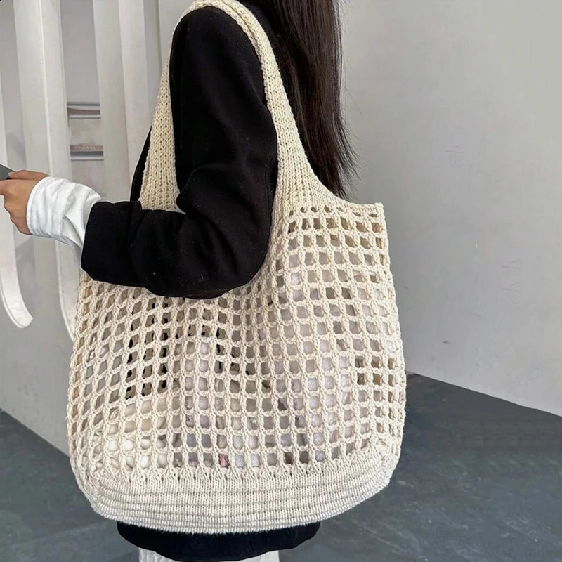 Casual Hollow Knitted Large Tote Bag Handmade Woven Women Shoulder Bags Summer Beach Shopper Purses 240816
