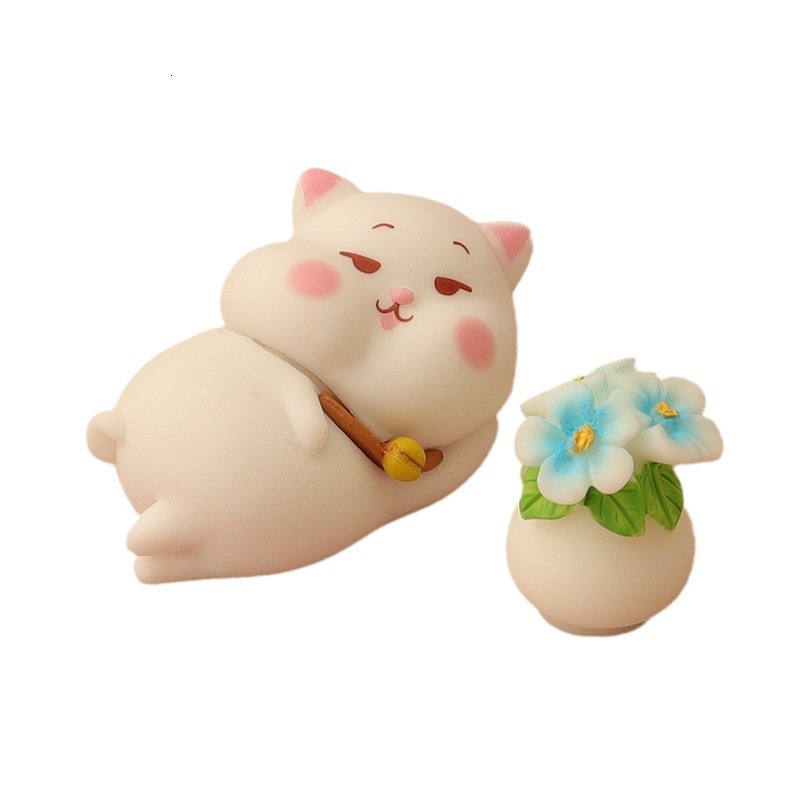 Petite Zoological Terrarium with Charming Animals Suitable Home Office Accessory & Vehicle Accent