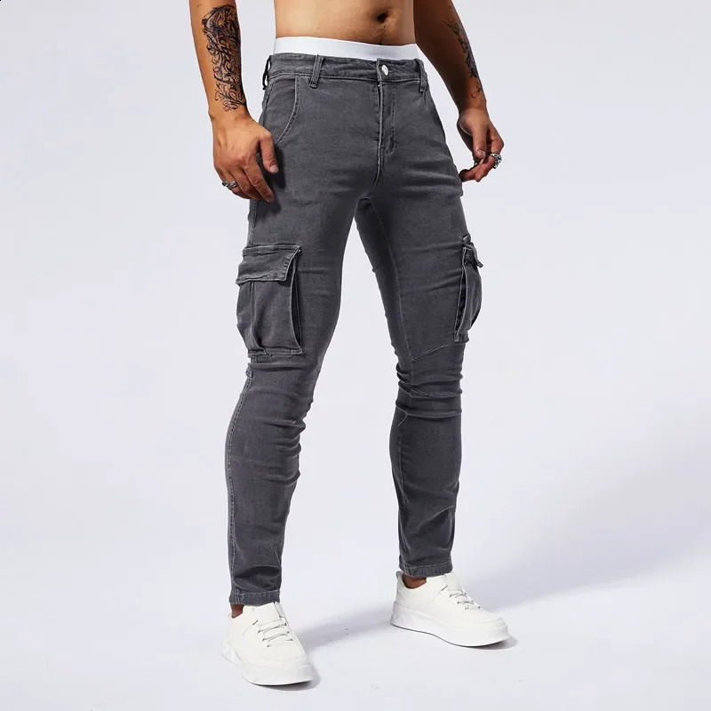 Slim Fit Large Pocket Jeans Cargo Pants for Men Fashionable Casual Hip Hop Stretch Denim Long Pants Male Streetwear Track Pants 240814